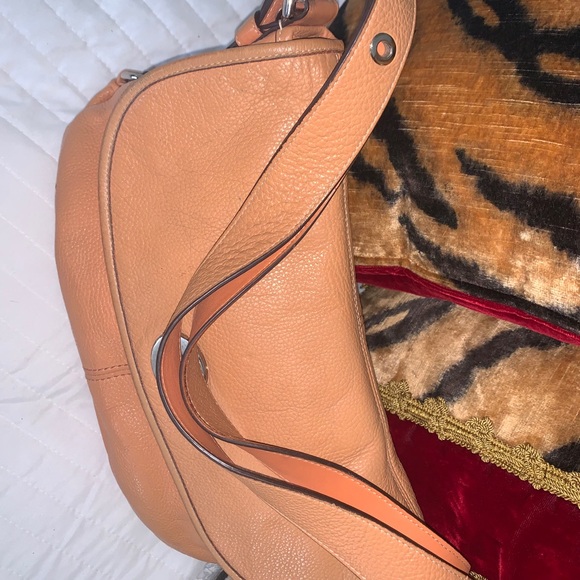 Coach pebbled leather camel tone bag - Picture 5 of 15